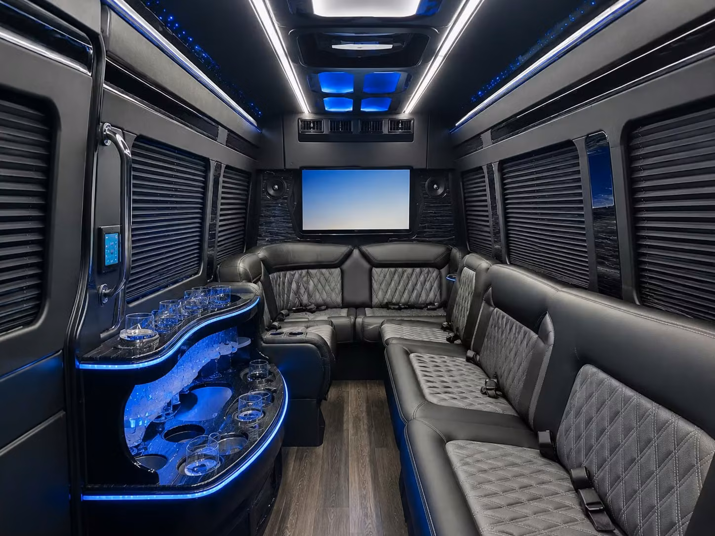 airport transfers and hotel shuttles for out of town wedding guests in bloomington