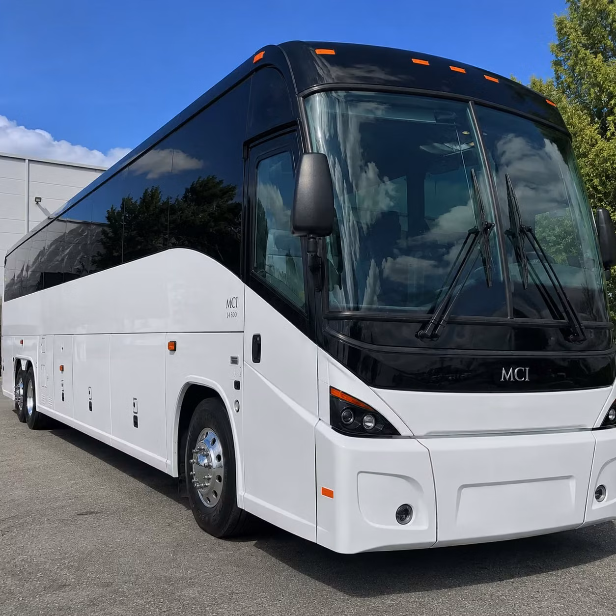 choosing a reliable employee shuttle route along the i 494 corridor just got easier