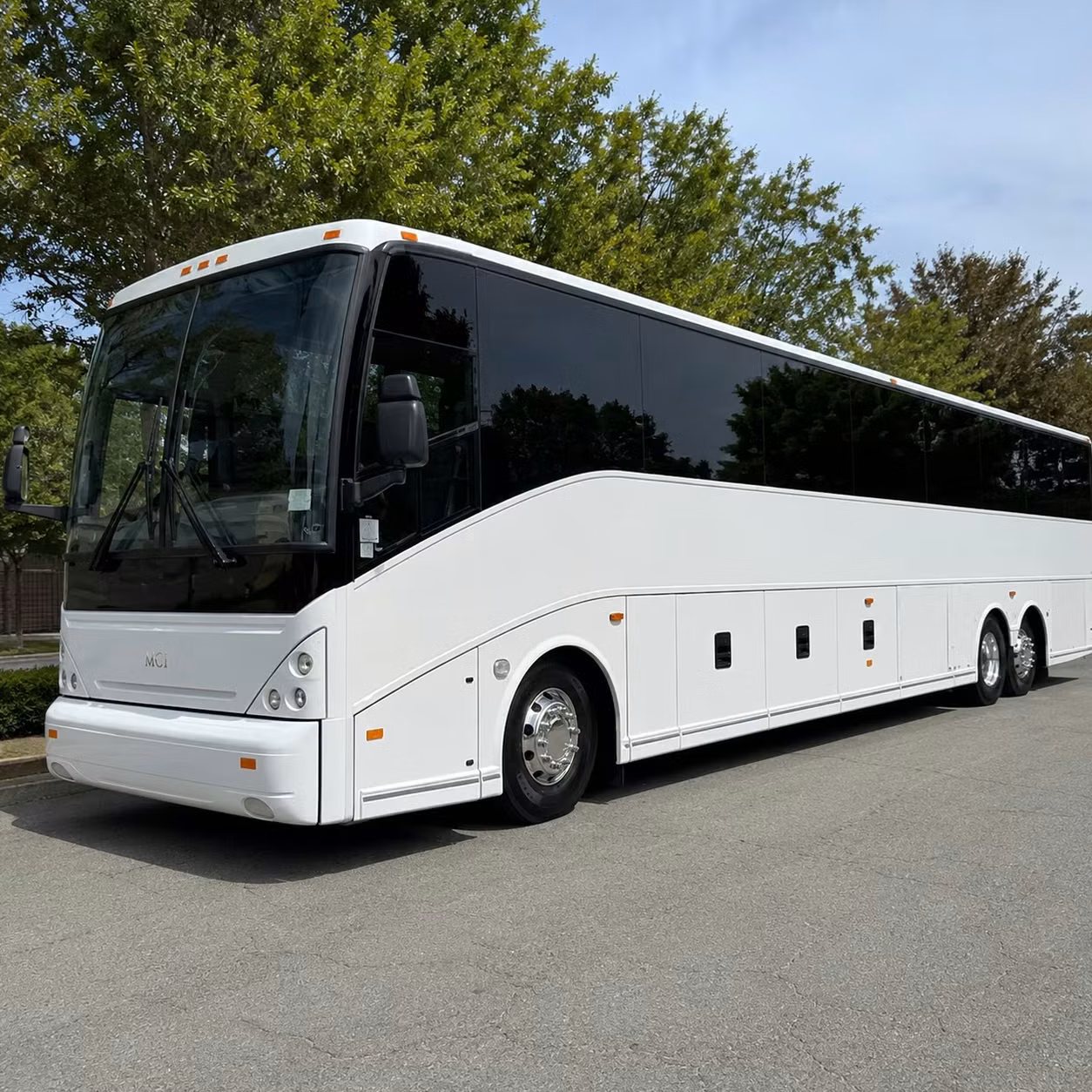 wedding guest airport shuttles and arrival transfers in the bloomington area
